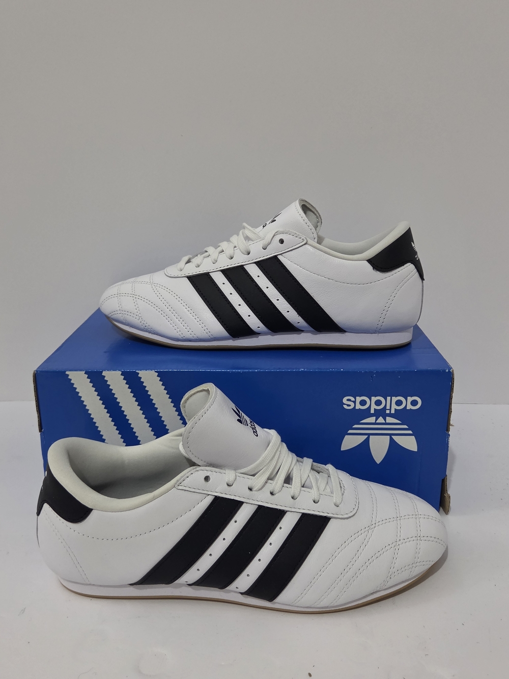 Women's 8.5 - adidas Taekwondo Lace White Black Gum JS1194 New In Box
